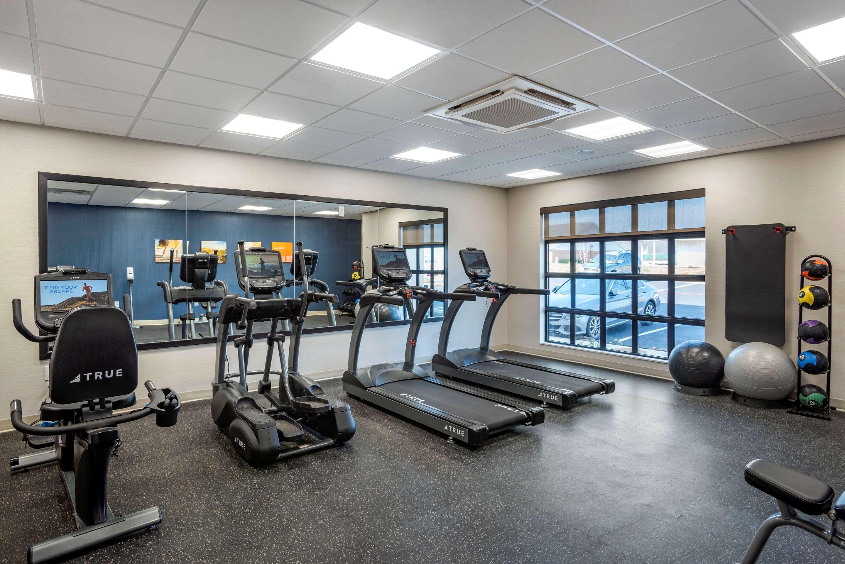 Comfort Inn & Suites Харрисонберг Экстерьер фото
