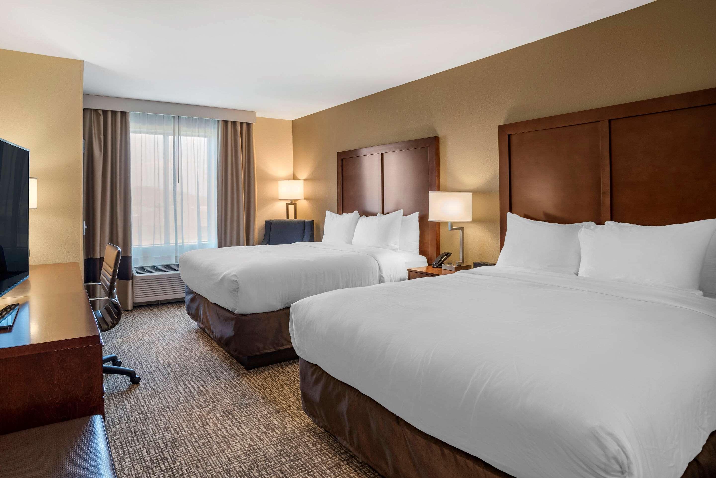 Comfort Inn & Suites Харрисонберг Экстерьер фото